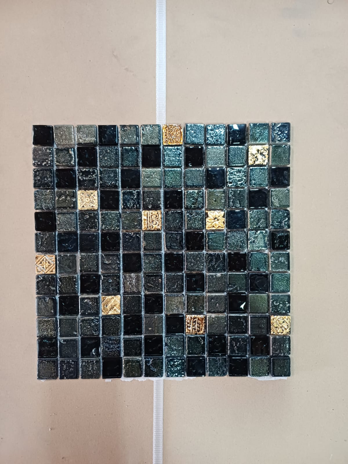 Mosaico su rete Nero/verde 30x30 cm