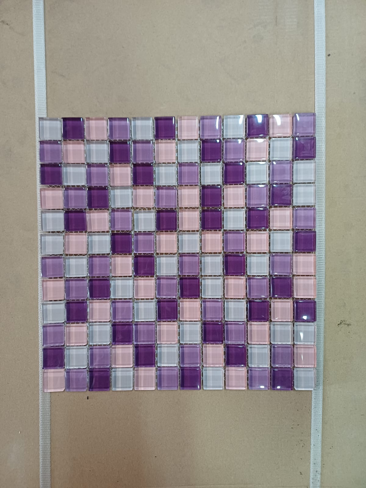 Mosaico su rete Viola Q 30x30 cm