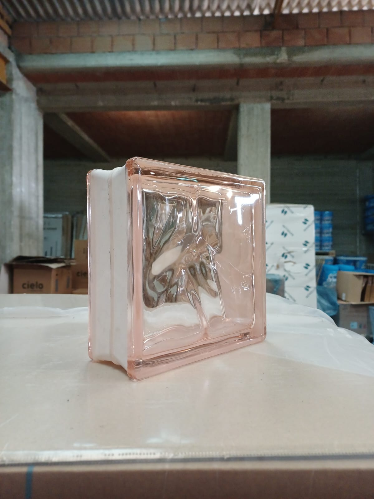 Vetro cemento Rosa chiaro 19x19x8 cm - immagine 3