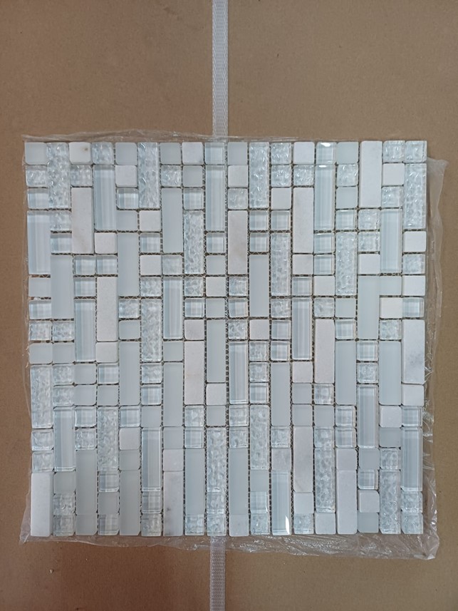 Mosaico su rete bianco ghiaccio 30×30 cm